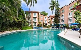 Hotel Castillo Huatulco & Beach Club